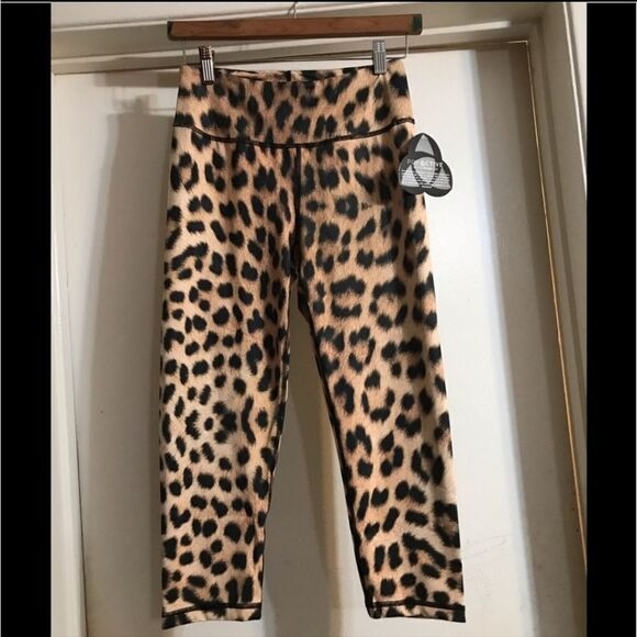 NWT Poprageous popactive leopard leggings - Picture 2 of 6